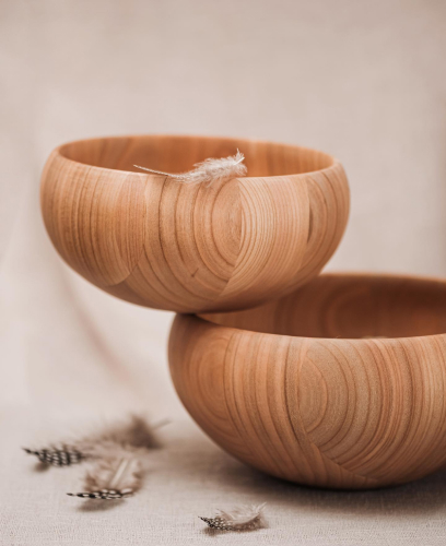 Тарілки та салатники